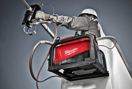 Аккумуляторный вспомогательный гидравлический насос Milwaukee M18 HUP700-121 [FORGE™] (Li-Ion12Ач) (замена для 4933471813) (Арт. 4933499335)