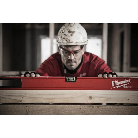 Уровень Milwaukee REDSTICK Backbone™ 180 см  (Арт. 4932459070)