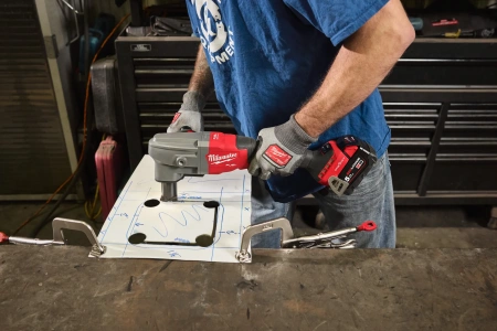 Акк. ножницы по металлу M18 FNB35-502X (Арт. 4933498983)