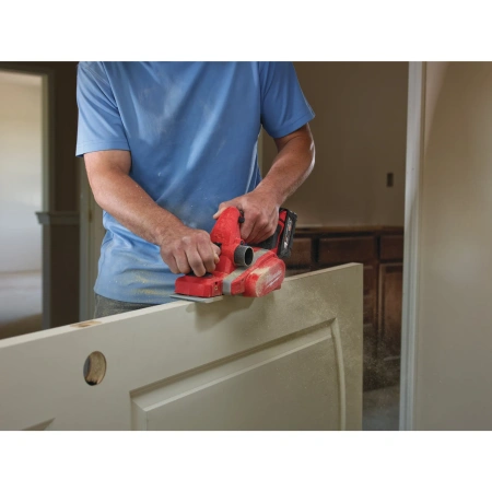 Аккумуляторный рубанок Milwaukee M18 BP-402C  (Арт. 4933451114)