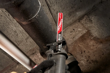 Полотно для сабельной пилы по металлу и чугуну с твердосплавными зубьями Milwaukee THE TORCH NITRUS CARBIDE 230 мм/ шаг зуба 3.17 мм (1 шт) (экоупак.) (замена для 48005262) (Арт. 48475262)