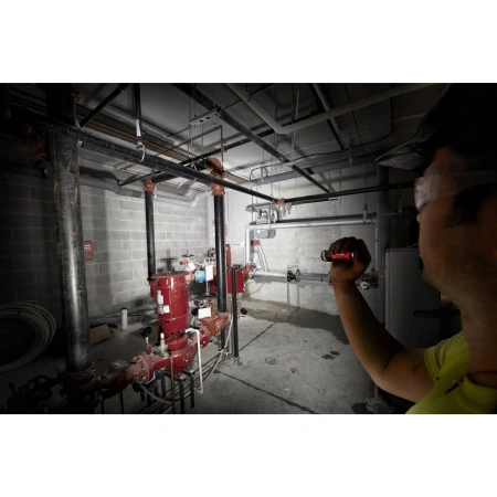 Фонарь светодиодный на батарейках Milwaukee ML-LED  (Арт. 4933464825)