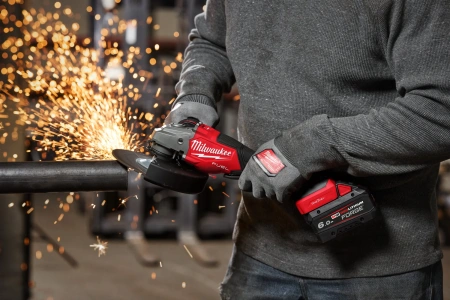 Аккумуляторная углошлифовальная машина (УШМ, Болгарка) Milwaukee M18 FHSAGO180 VXPDB2-0X FUEL ONE-KEY 180мм (Арт. 4933498942)