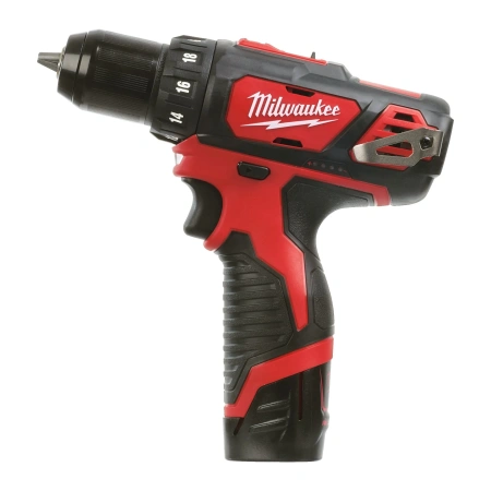 Аккумуляторная безударная дрель-шуруповерт Milwaukee M12 BDD-202С  (Арт. 4933441915)