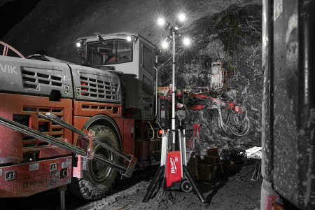 Аккумуляторная светодиодная мачта освещения Milwaukee MX FTL-601 ONE-KEY TRUEVIEW™ (Арт. 4933471844)