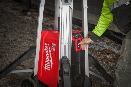 Аккумуляторная светодиодная мачта освещения Milwaukee MX FTL-601 ONE-KEY TRUEVIEW™ (Арт. 4933471844)