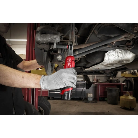 Аккумуляторная субкомпактная импульсная трещотка Milwaukee M12 FHIR38-0 FUEL (3/8'')  (Арт. 4933478172)