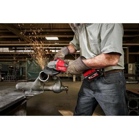 Аккумуляторная углошлифовальная машина (УШМ, Болгарка) Milwaukee M18 FHSAG125 XB-552X FUEL 125мм   (Арт. 4933471079)