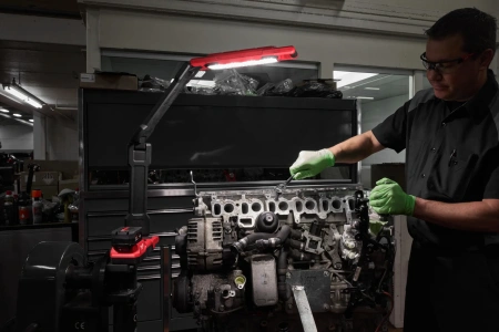 Акк. светодиодная лампа с изменяемым углом наклона M18 ABL-0 (Арт. 4933498147)