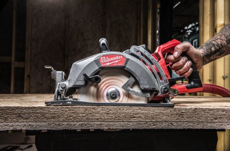 Аккумуляторная циркулярная пила по дереву Milwaukee M18 FCSRH662-0 FUEL (замена для 4933471444) (Арт. 4933498992)