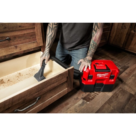 Аккумуляторный пылесос для воды и сухого мусора Milwaukee M12 FVCL-0 FUEL  (Арт. 4933478186)