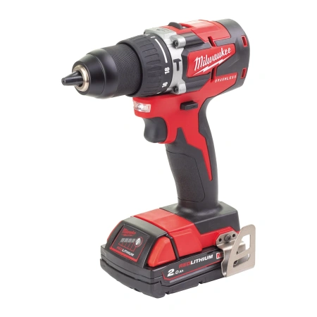 Аккумуляторная ударная дрель-шуруповерт Milwaukee M18 CBLPD-202C  (Арт. 4933464320)