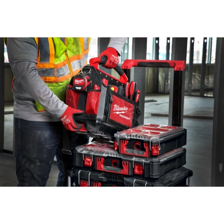 Ящик на колесах Milwaukee PACKOUT TROLLEY BOX  (Арт. 4932464078)