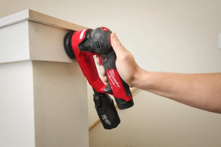 Аккумуляторная эксцентриковая шлифовальная машина Milwaukee M12 FSDR75-202B FUEL (Арт. 4933498233)