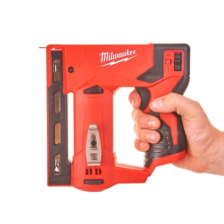 Аккумуляторный степлер Milwaukee M12 BST-0  (Арт. 4933459634)