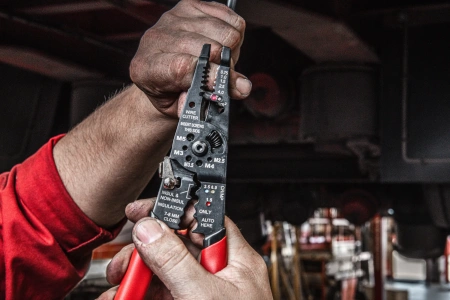 Комбинированные кусачки для зачистки проводов Milwaukee (Арт. 4932493816)