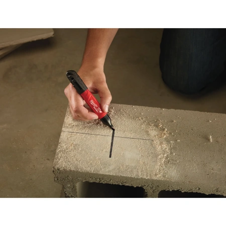 Маркер Milwaukee INKZALL для стройплощадки скошенный (1 шт)  (Арт. 48223103)