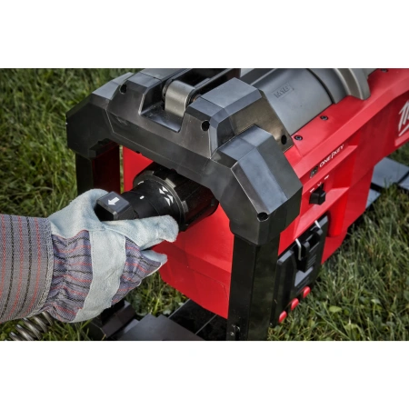Аккумуляторная секционная прочистная машина Milwaukee M18FSSM-121 FUEL ONE-KEY  (Арт. 4933471410)