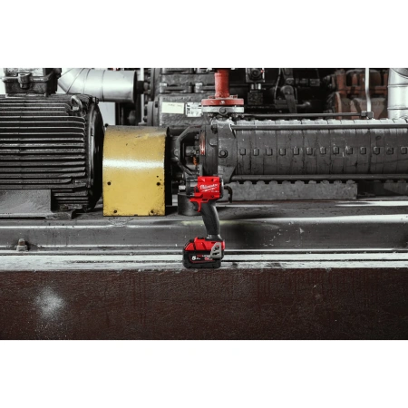 Аккумуляторный компактный ударный гайковерт с фиксацией пином Milwaukee M18 FIW2P12-502X FUEL (1/2'')  (Арт. 4933478447)