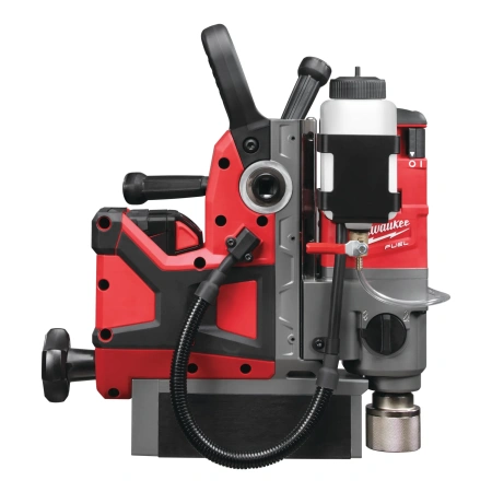 Аккумуляторная дрель на магнитной станине с постоянным магнитом Milwaukee M18 FMDP-502C FUEL  (Арт. 4933451012)