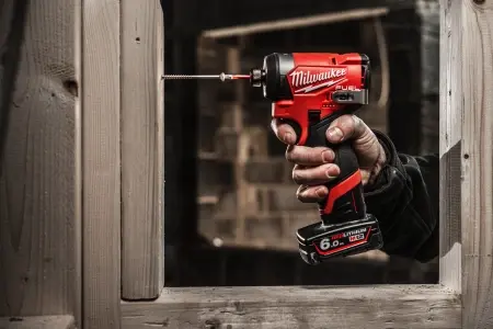 Аккумуляторный субкомпактный импульсный винтоверт Milwaukee M12 FID2-0 FUEL  (Арт. 4933479876)