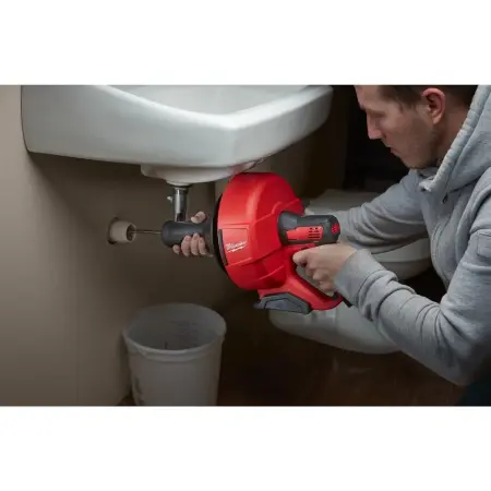 Аккумуляторная прочистная машина Milwaukee M12 BDC8-202C  (Арт. 4933451633)