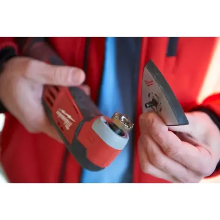 Аккумуляторный многофункциональный инструмент Milwaukee C12 MT-0  (Арт. 4933427180)