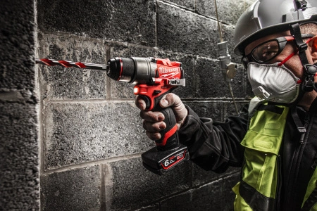 Аккумуляторная ударная дрель-шуруповерт Milwaukee M12 FPD2-0 FUEL (Арт. 4933479867)