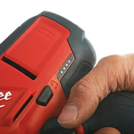 Аккумуляторная компактная сабельная пила Milwaukee C12 HZ-0 HACKZALL  (Арт. 4933411925)