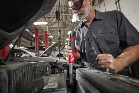 Аккумуляторная удлиненная высокоскоростная импульсная трещотка Milwaukee M12 FHIR14 LR-0 (1/4'')  FUEL (Арт. 4933480790)